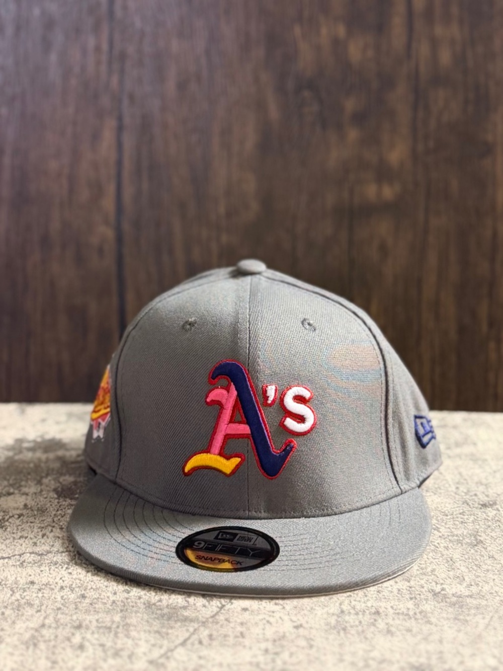 New Era 9FIFTY Oakland A’s Gray Multicolor Snapback 1989 World Series OSFA